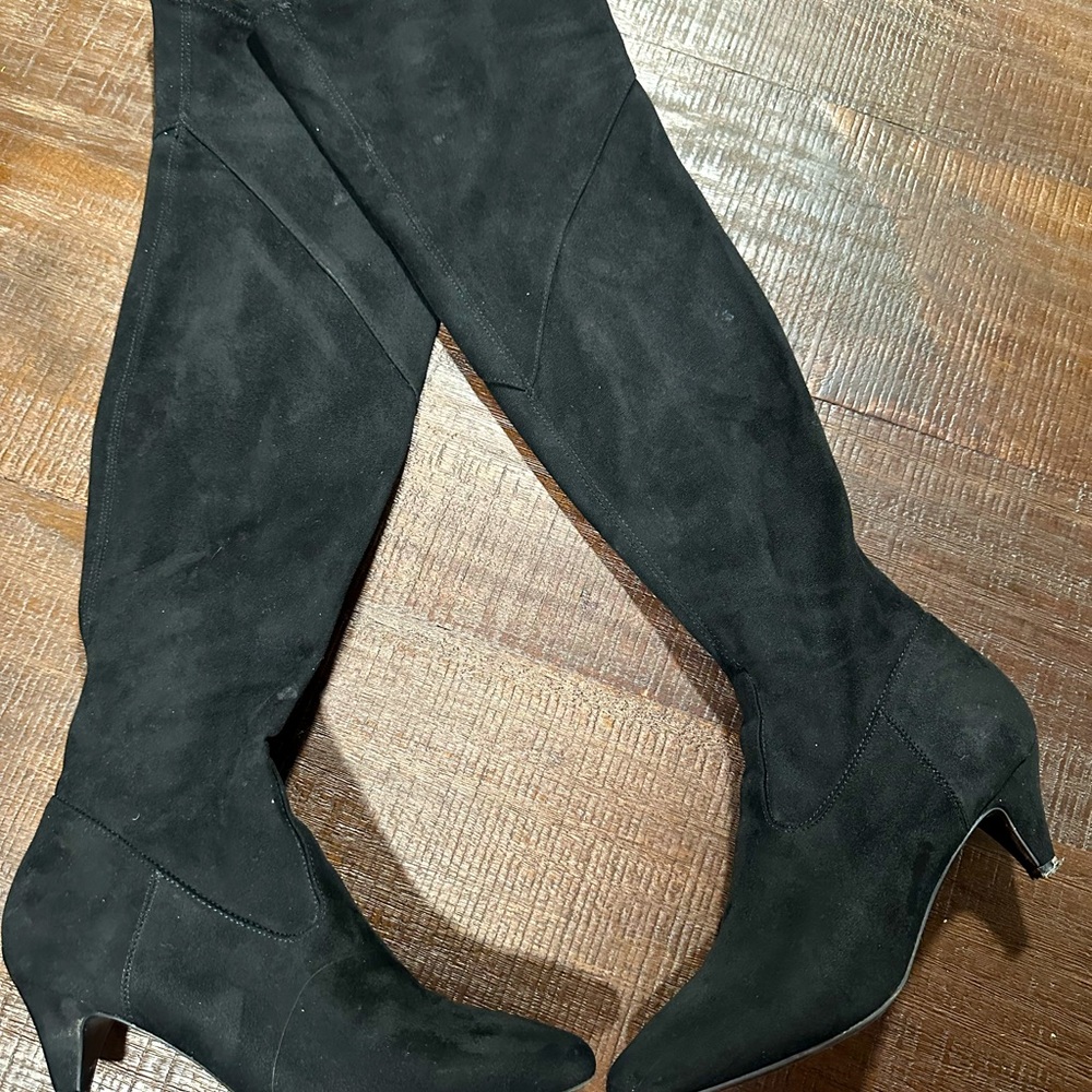 black boots